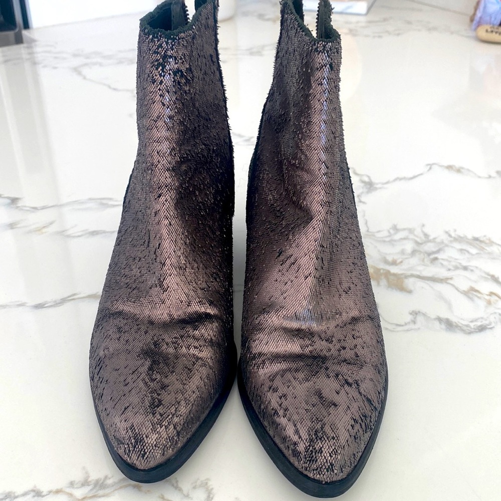 Dolce vita grey Sequin Bootie Size 7